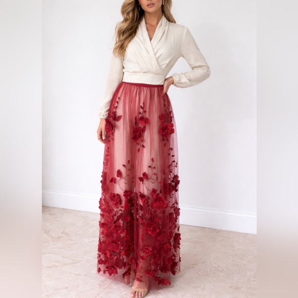 LaTorre Dresses & Skirts - Elegant Red Floral Embroidered Skirt